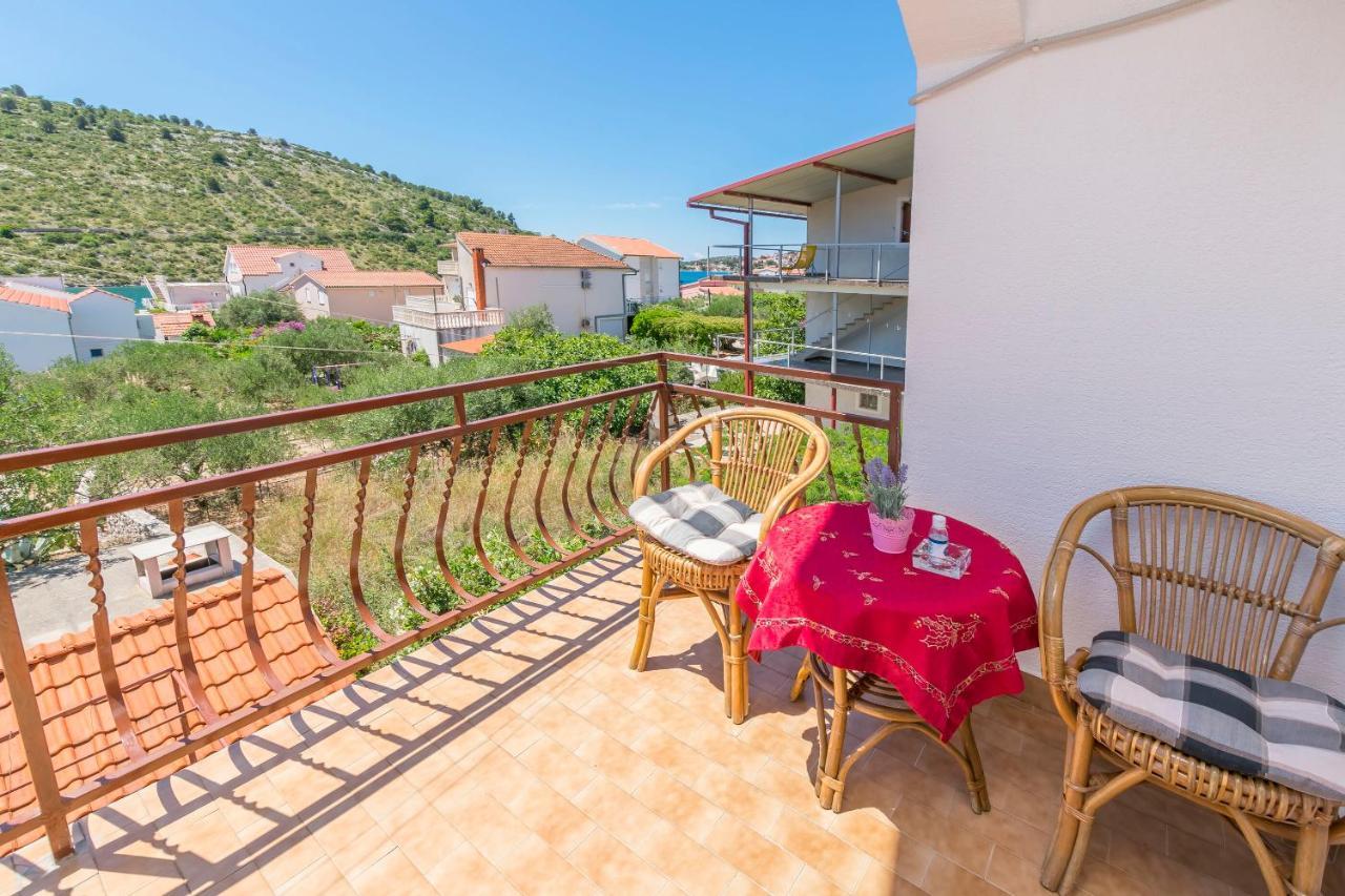 Apartments Ivat Rogoznica  Zewnętrze zdjęcie